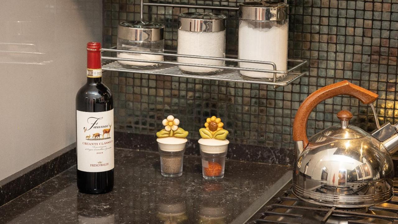 Gregoriana Luxury Rental In Рим Экстерьер фото